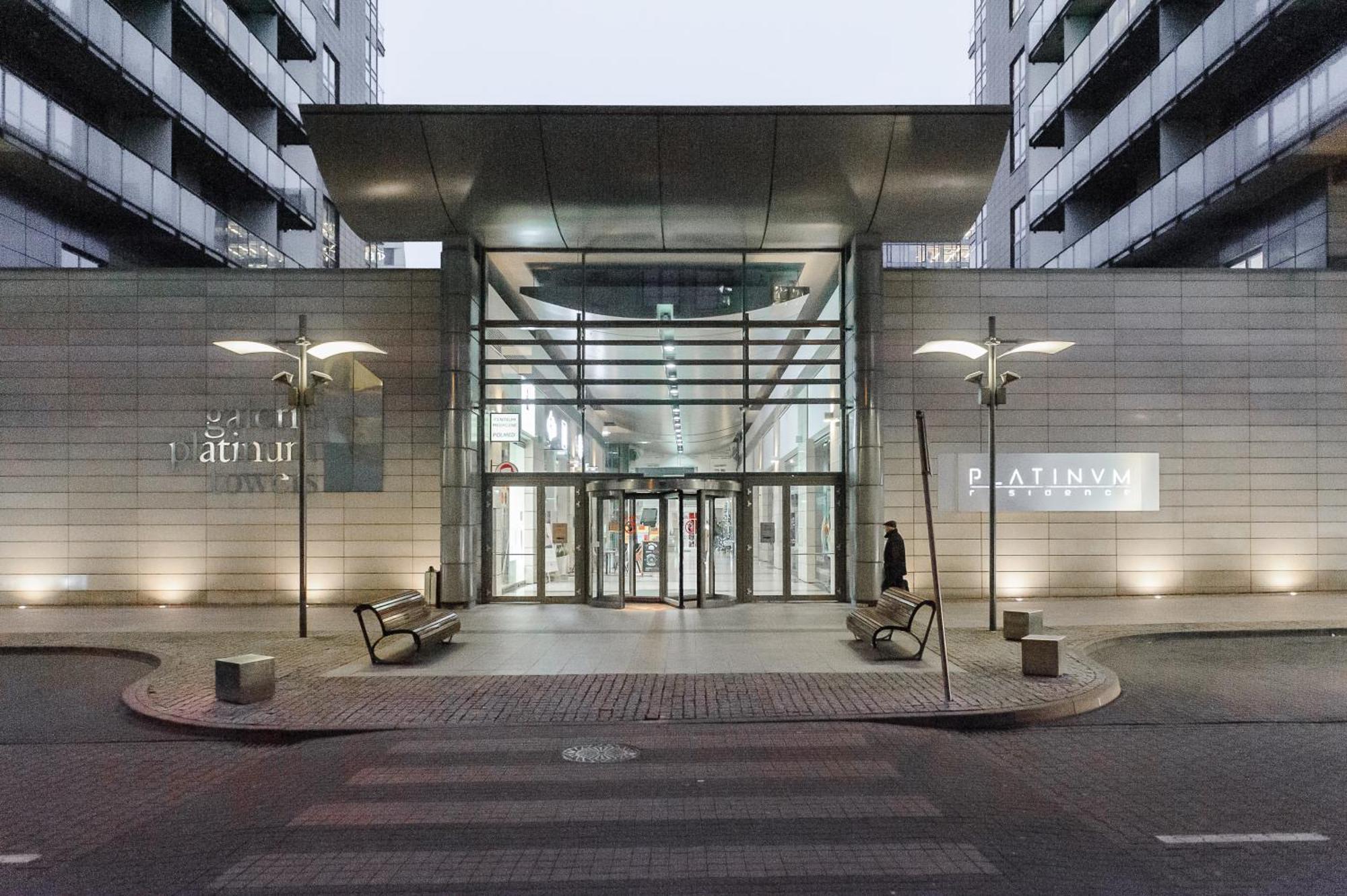 ורשה Luxury Apartments In Platinum Tower מראה חיצוני תמונה