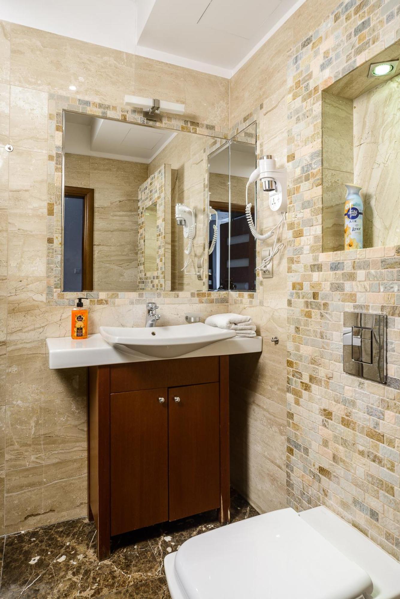 ורשה Luxury Apartments In Platinum Tower מראה חיצוני תמונה